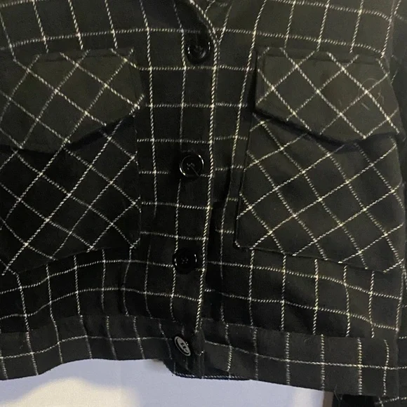 Forever 21 Black Checkered Cropped Blazer - Picture 3 of 10